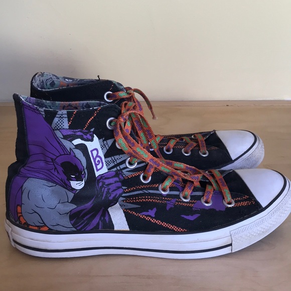 batman converse size 8